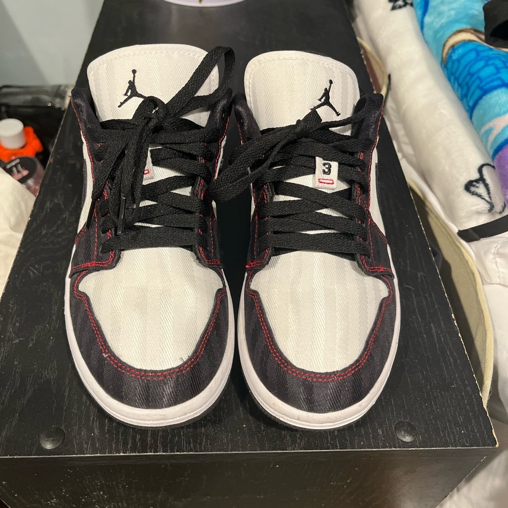 Air Jordan 1 low SE